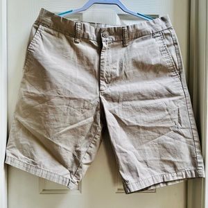 Khaki short
